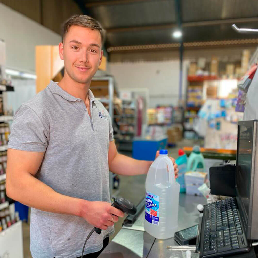 Empleado reponedor supermercado online Cash Discamo en la Puebla